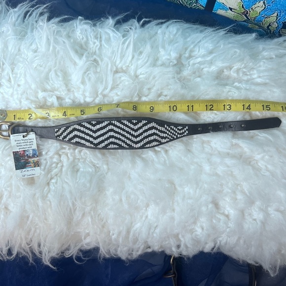 Hand beaded dog collar - Picture 4 of 6